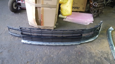622549048R решётка бампера renault гранд scenic iii 3 рестайлинг