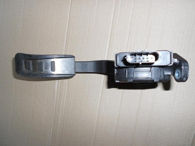 4F1723523C audi a5 rs5 педаль газа