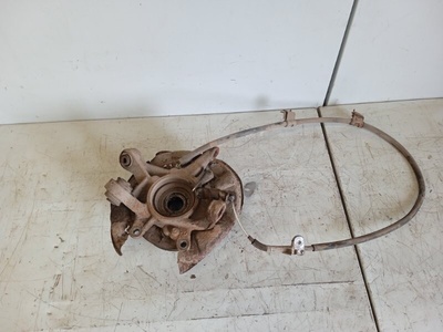 4230422040 Кулак поворотный Toyota Mark 2 X110 2002