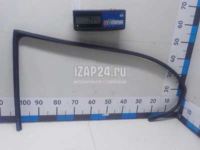 1229994 Уплотнитель стекла двери Ford Focus I (1998 - 2005)