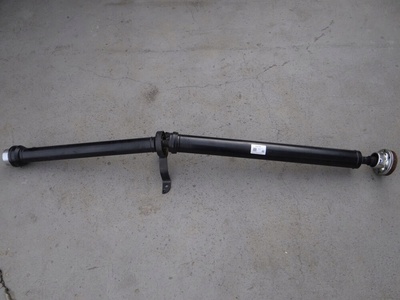 8W0521101C вал карданный audi a4 b9