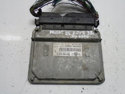 06B906033H volkswagen passat b5 2.0 блок управления двигателя