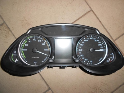 8R0920930D audi q5 спидометр часы 8r0920930l tfsi автомат