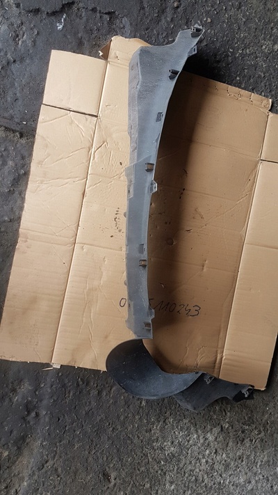 1P0825189F юбка бампера диффузор seat леон ii