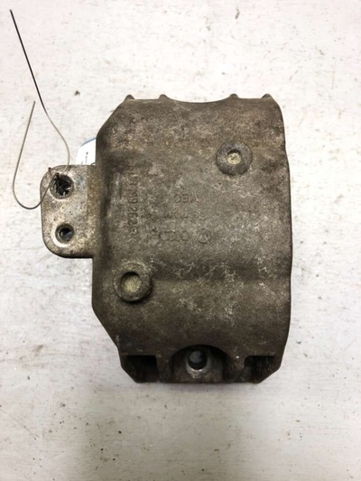 1J0199262BK Подушка крепления двигателя Audi A3 8L 2000