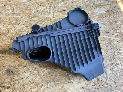 7L6128601F Корпус воздушного фильтра Volkswagen Touareg 2004 7L6 128 601 F, 7L6 128 607, 7L0 129 620