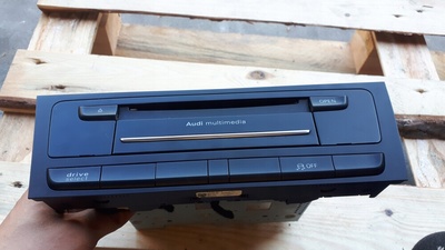 8R1035746E s4 b8 рестайлинг a4 мультимедиа mmi 3g q5 a5