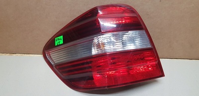 A1649061100 мерседес w164 рестайлинг фонарь левая amg