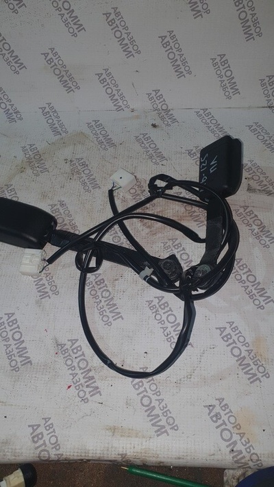 GS1D5768002 Ответная часть ремня безопасности Mazda 6 II (GH) Рестайлинг (2009–2013) 2010 GS1D-57-680-02