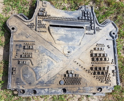 8k1863822K крышка кпп пол audi a4 b8