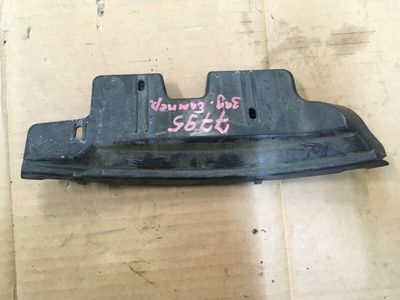 4F5807898 Кронштейн заднего бампера Audi A6 C6 2005