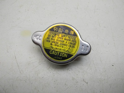 2533039100 Крышка радиатора kia Opirus 2003-2010