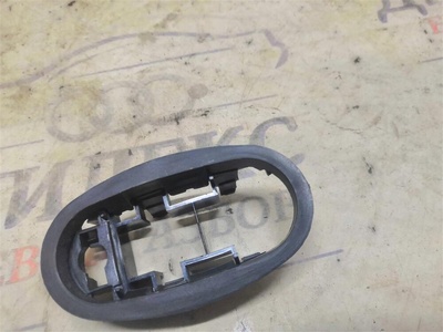 8d0937545e корпус разьема Audi A6 (C5) 1997-2004 2002