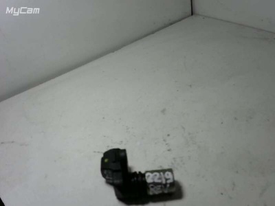 RF5C18230 Датчик коленвала Mazda MPV 2 2003
