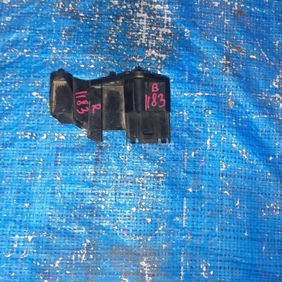 7182471L00 крепление бампера SUZUKI SWIFT ZC72S 71824-71L00