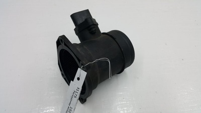 06B133471 Расходомер воздуха Audi A4(B5) 2000