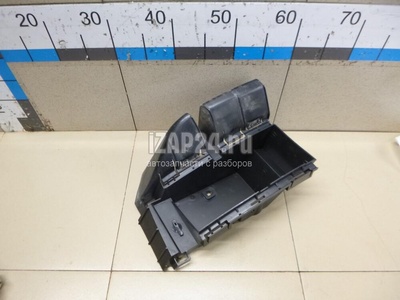 30698138 Кронштейн заднего бампера правый Volvo XC90 (2002 - 2015)