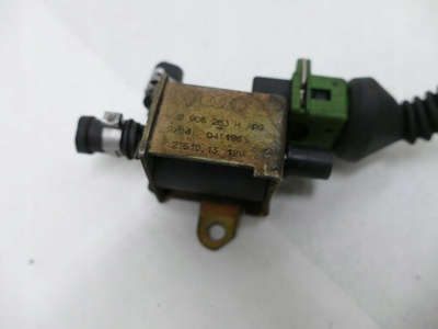 028906283H audi a4 b6 1.8 турбина клапан генераторы volkswagen seat