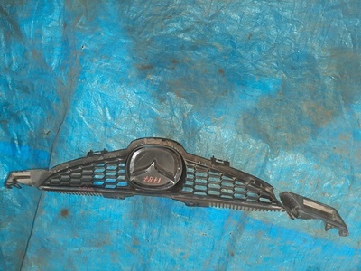 D65150710B решетка радиатора MAZDA DEMIO DE3FS