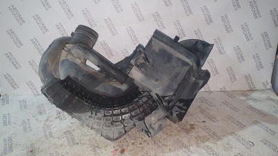 LF5013201B Резонатор воздушного фильтра Mazda 3 I (BK) (2003–2006) 2004 LF50-13-201B
