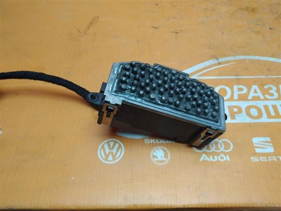 3C0907521E резистор отопителя Volkswagen Golf 5 (2003-2009)