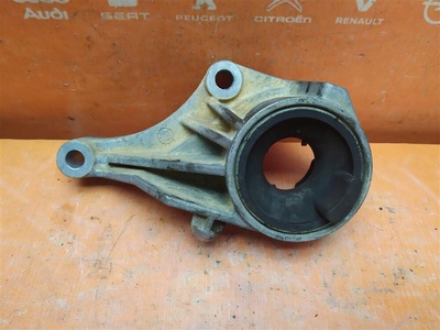 24416545 подушка двигателя Opel Meriva A (2003-2010)