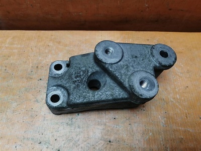 90538553 кронштейн акпп Opel Astra H (2004-2014)