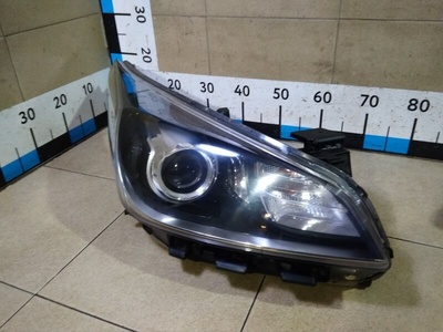 92102H0100 Фара правая KIA Rio 4