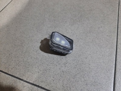 87614B8000 Фонарь подсветки в зеркало Hyundai Santa Fe DM