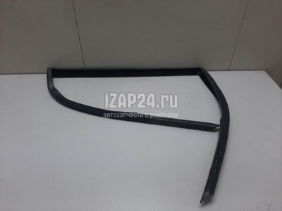 51357305632 Уплотнитель стекла двери BMW X5 E70 (2007 - 2013)
