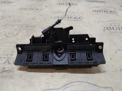 8D9827565H ручка открывания багажника Audi A6 (C5) 1997-2004 2002