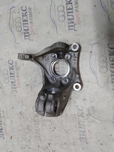 3C0407258G кулак поворотный VW Passat (B7) 2011-2015