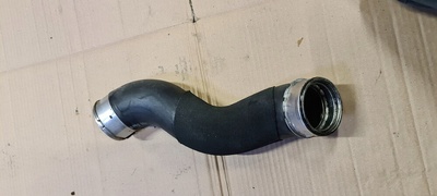 782323711617823237 bmw f15 f16 вывода шланг интеркулера 7823237