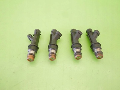 Рампа форсунок chevrolet epica. Форсунки шевроле реззо. Форсунки ланос 1. Форсунка с шевроле. Сальник форсунки гольф 3.