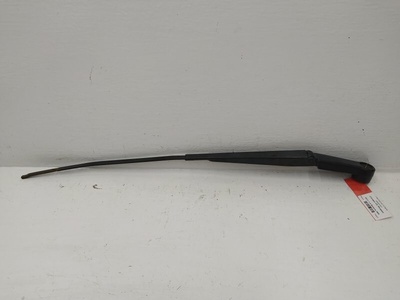 9686640280 Щеткодержатель (поводок стеклоочистителя, дворник) Citroen C4 Picasso 2011