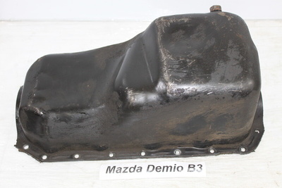 B33L10400 Поддон Mazda Demio DW3W 2000