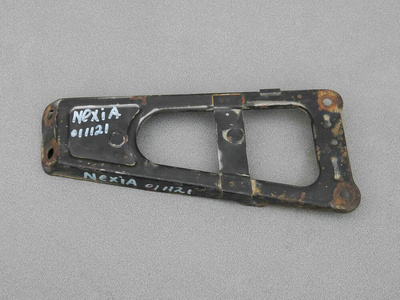 96452104 Кронштейн выпускного коллектора daewoo nexia