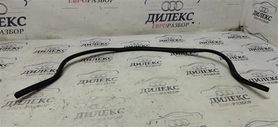 5N0823723B уплотнитель капота VW Tiguan 2007-2011