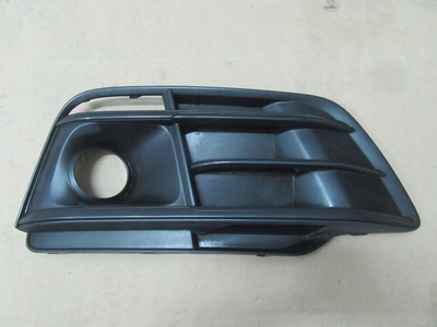 80A807246B решётка в бампер audi q5 sline решетка радиатора