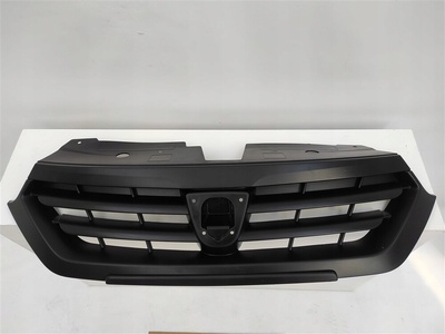 623108367R решетка радиатора dacia lodgy после 2012