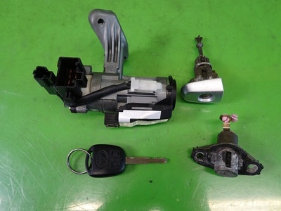 8978302020 иммобилайзер ключ вкладыш toyota corolla e12 1.6 b