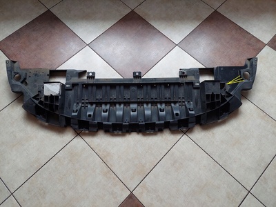622355333R плита крышка бампера - renault megane iii - рестайлинг