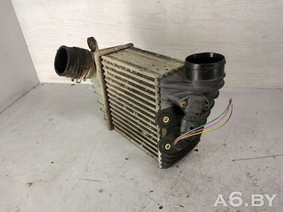 1J0145803S Интеркулер Skoda Octavia A4 2000