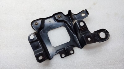 BBP25603YB Площадка под аккумулятор Mazda 3 BL 2011