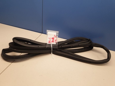 GHK172760 Уплотнитель двери задней правой Mazda 6 GJ 2013-2019