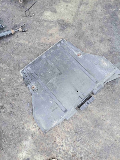 8d0863824 Защита КПП Audi A4 B5(1994-2001) 2000