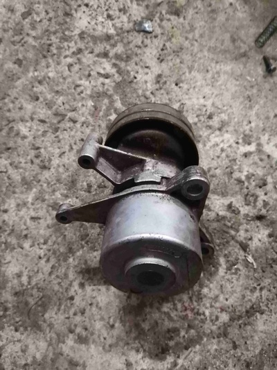 6k0145299 Натяжитель Seat Cordoba 2001