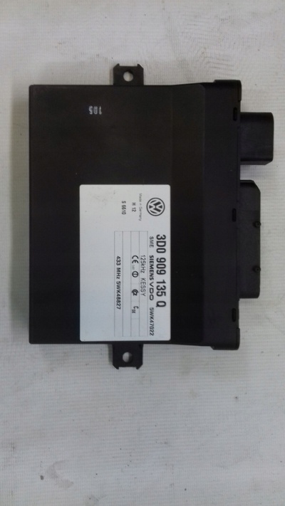 3D0909135Q блок блок управления keyless touareg 7l