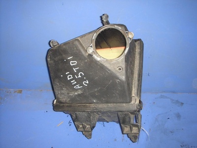 4b0133837F Корпус воздушного фильтра Audi A6 C5/4B 2002