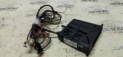5N0035341E мультимедийный модуль 'mdi' VW Tiguan 2007-2011 2010